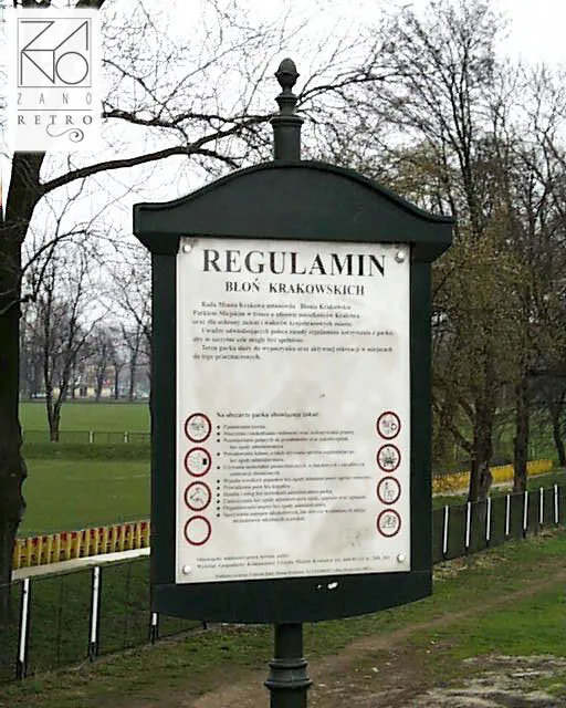 informācijas stendi par noteikumiem