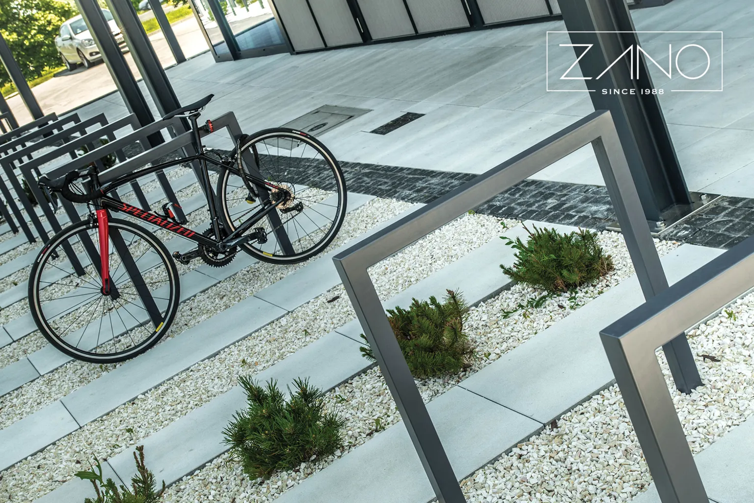 „Porta“ velosipēdu statīvi no nerūsējošā tērauda