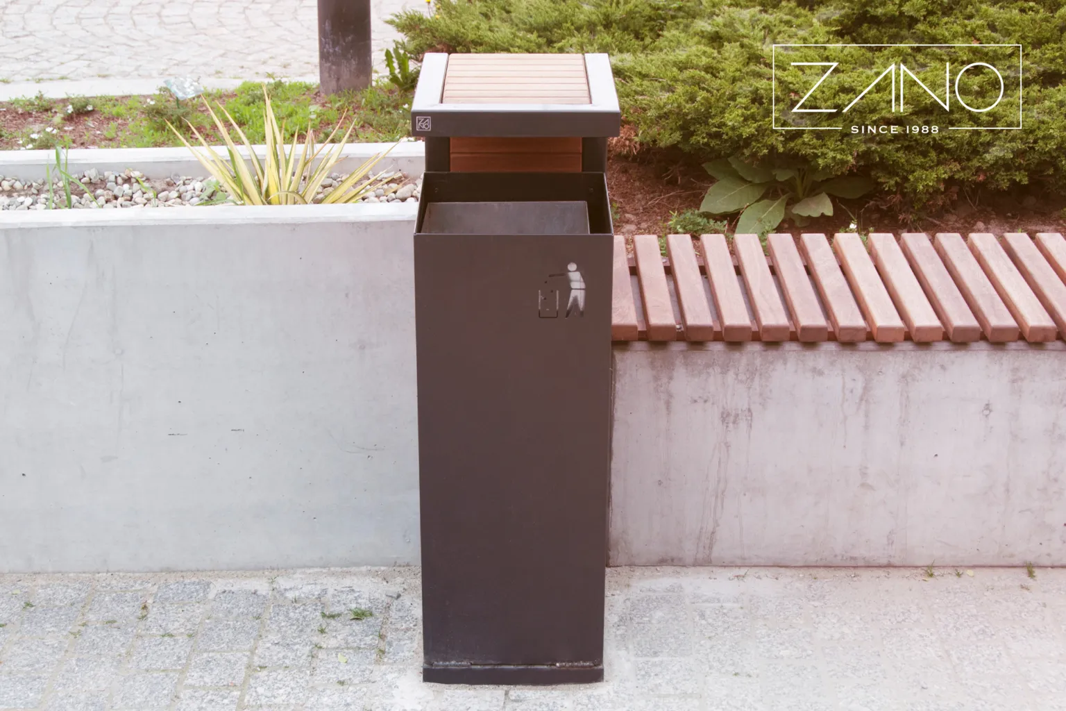 Modernas atkritumu tvertnes pilsētā