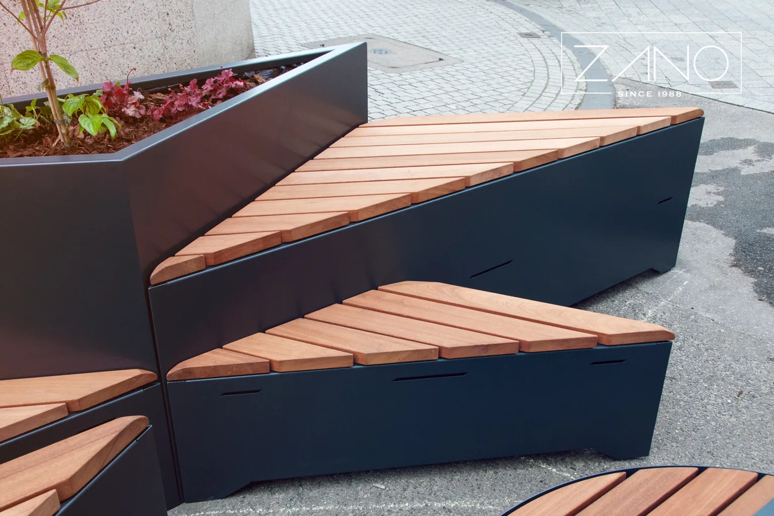 ZANO moduļu pilsētas mēbeles „Origami“