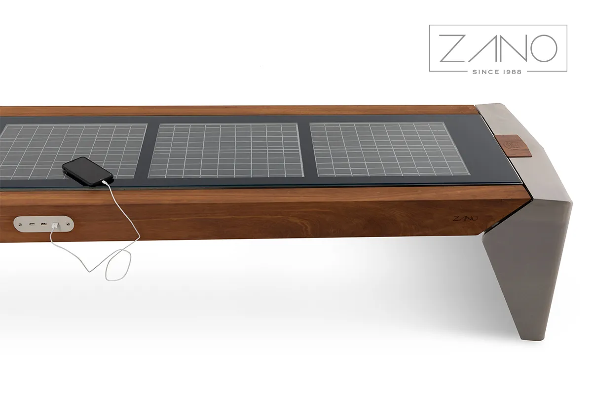 Sols ar lādētāju, USB, Wi-FiSols ar lādētāju, USB, Wi-Fi