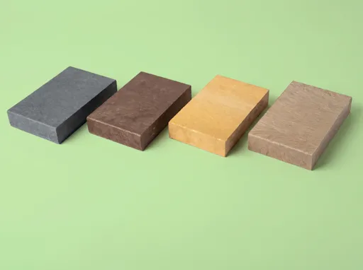 3 trīs krāsas, no kurām izvēlēties